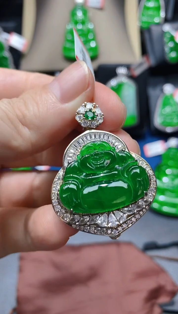 【闪购商品】翡翠颈饰未镶嵌天然A货翡翠v38