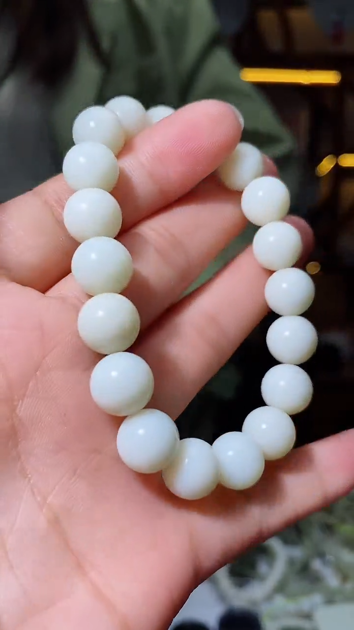 【闪购商品】和田玉手串未镶嵌卡10