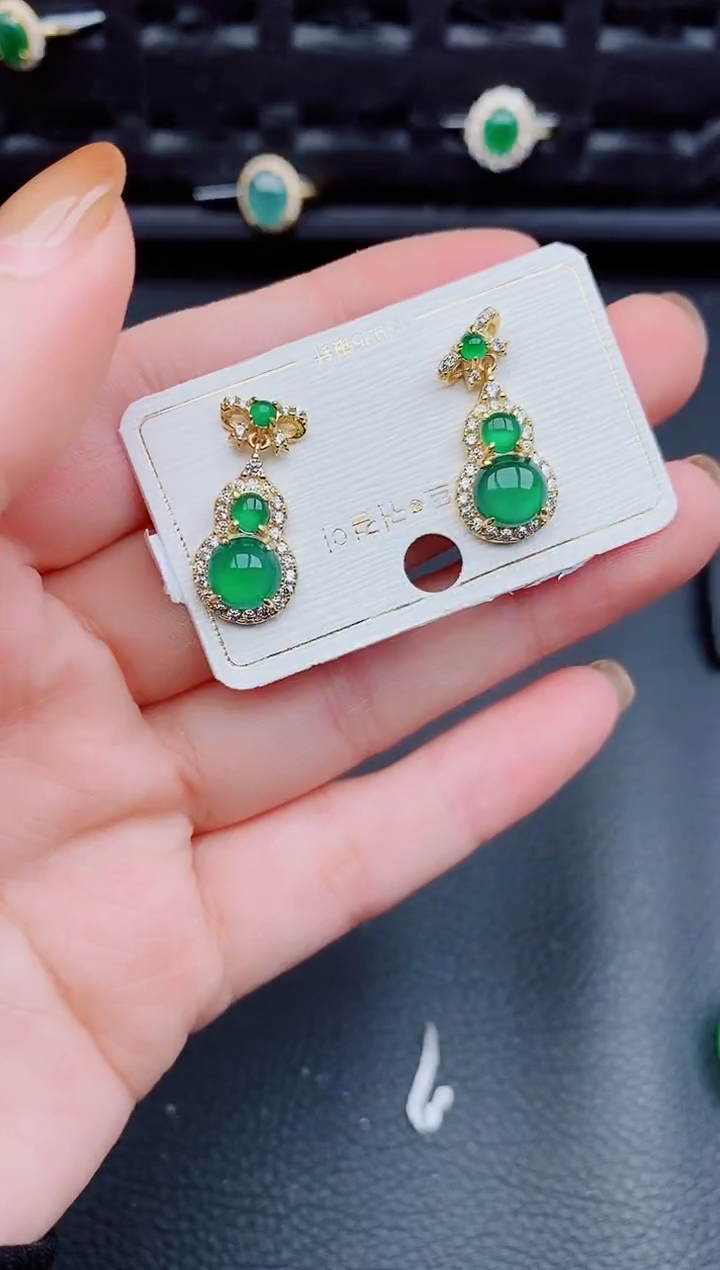 【闪购商品】翡翠耳饰银S925镶嵌天然a货翡翠790
