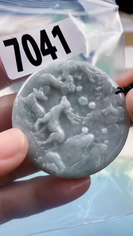 【闪购商品】翡翠挂件未镶嵌天然翡翠吊坠挂件