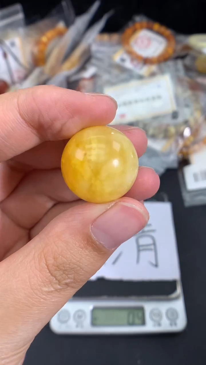 蜜蜡未镶嵌珠宝奇石1
