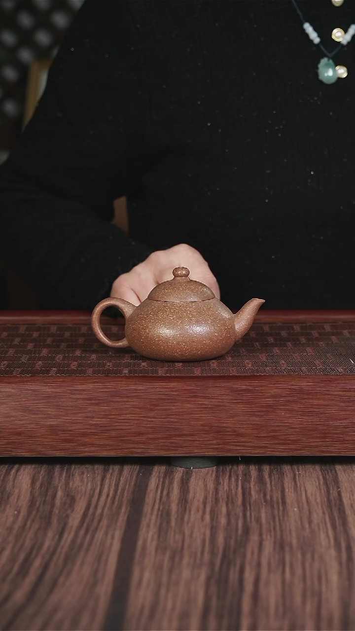 【闪购商品】紫砂茶壶降坡泥  梨仕
