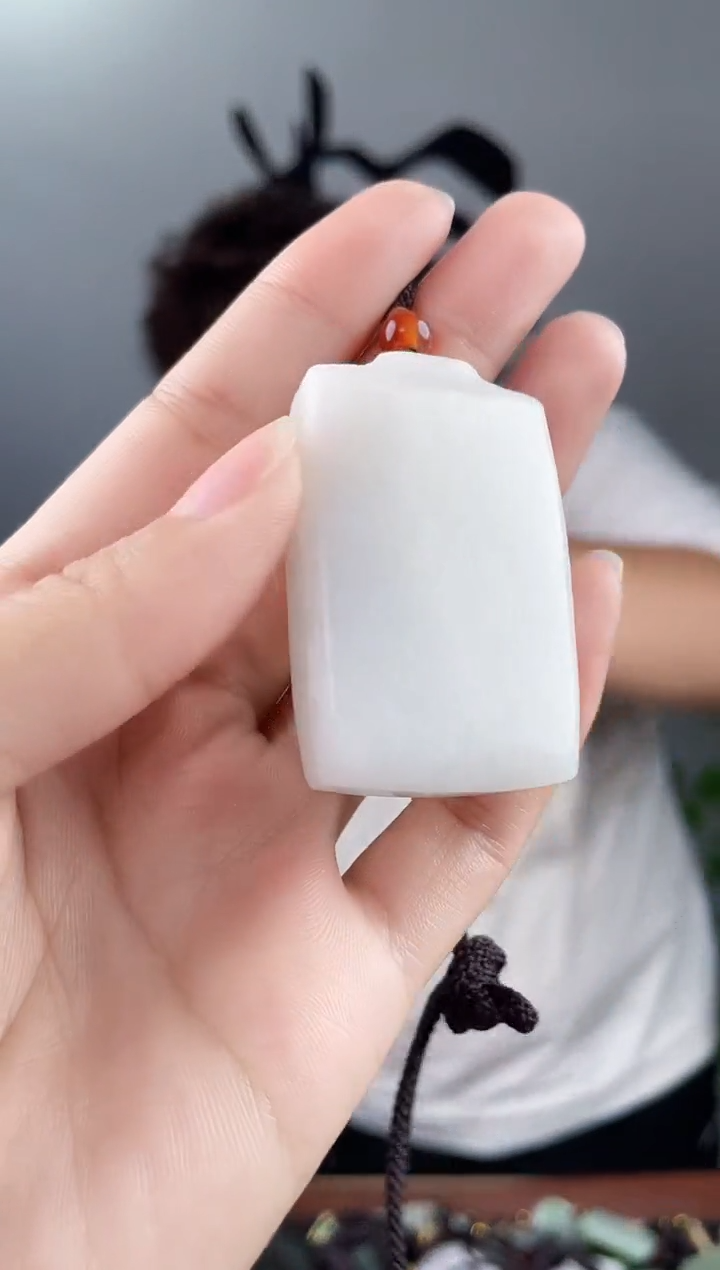 和田玉未镶嵌颈饰拍一发一，多样性发货