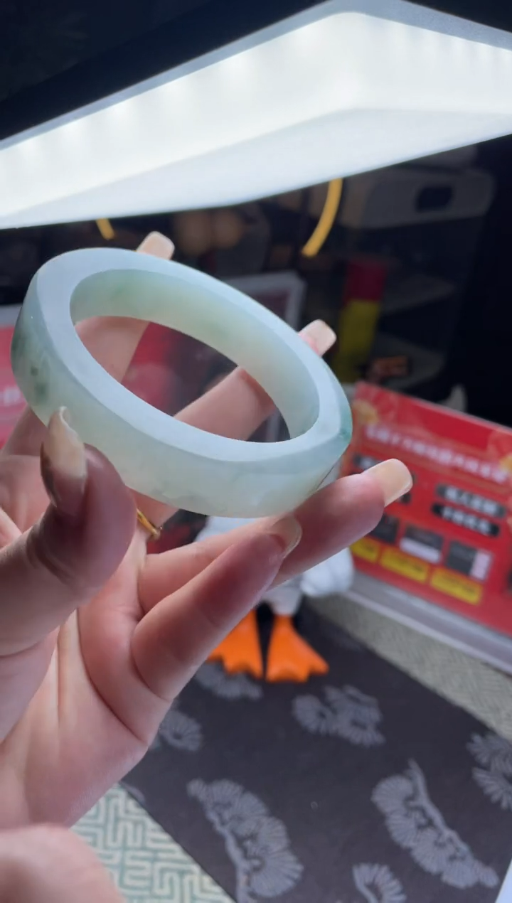 【闪购商品】定制翡翠手镯未镶嵌DDH81863