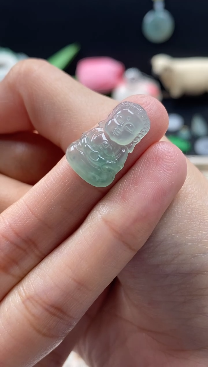 【闪购商品】翡翠颈饰未镶嵌翡翠冰晴宝宝佛
