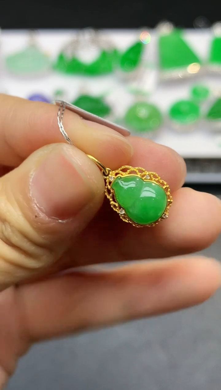 【闪购商品】翡翠吊坠(不含链)18K金镶嵌4662