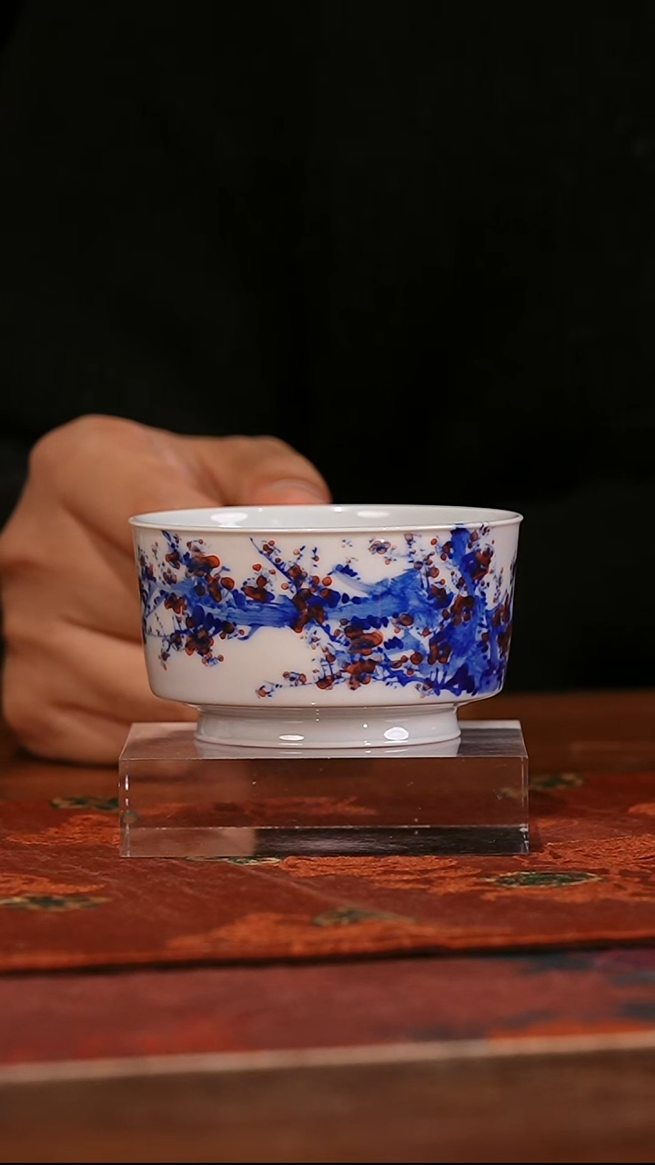 瓷姑娘-小桥窑青花红梅主人杯