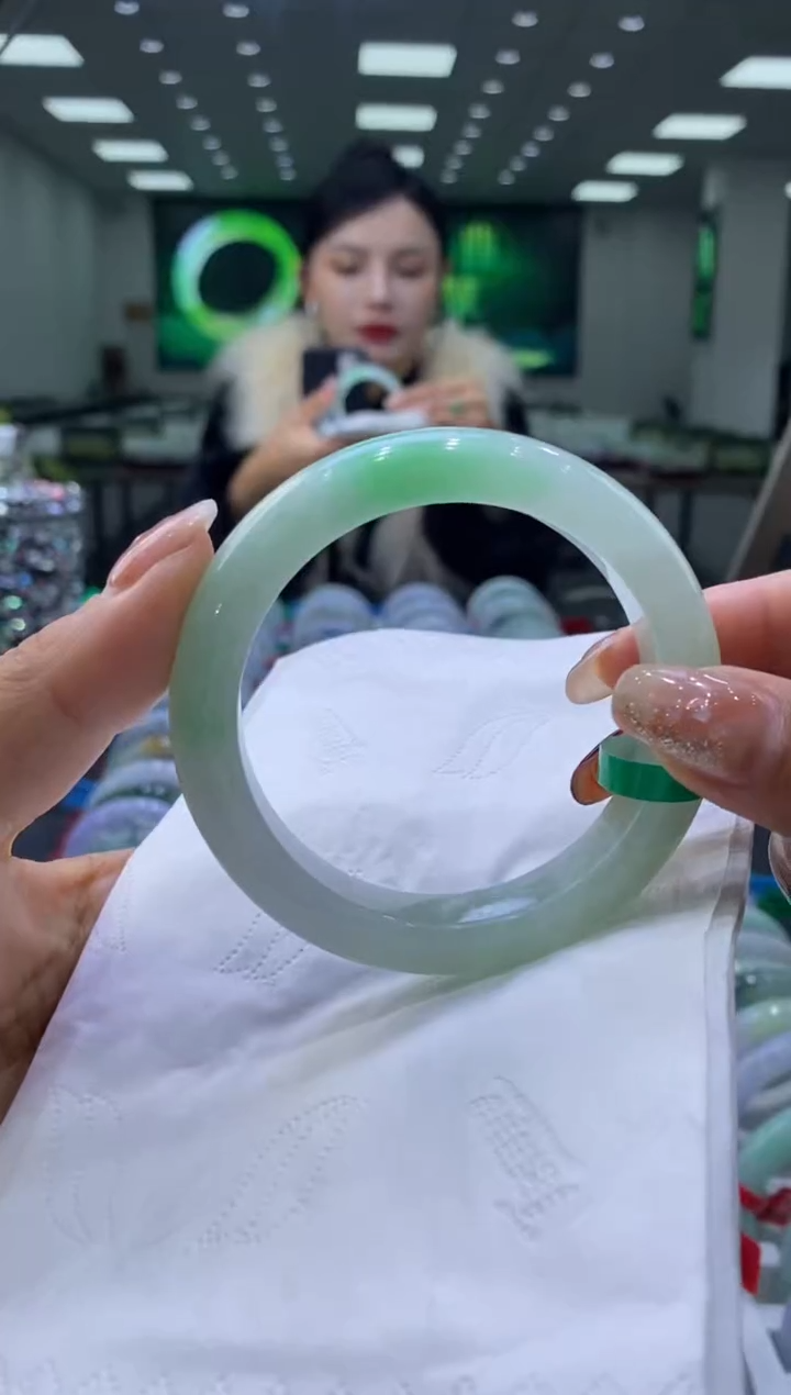 未镶嵌手镯翡翠00004642