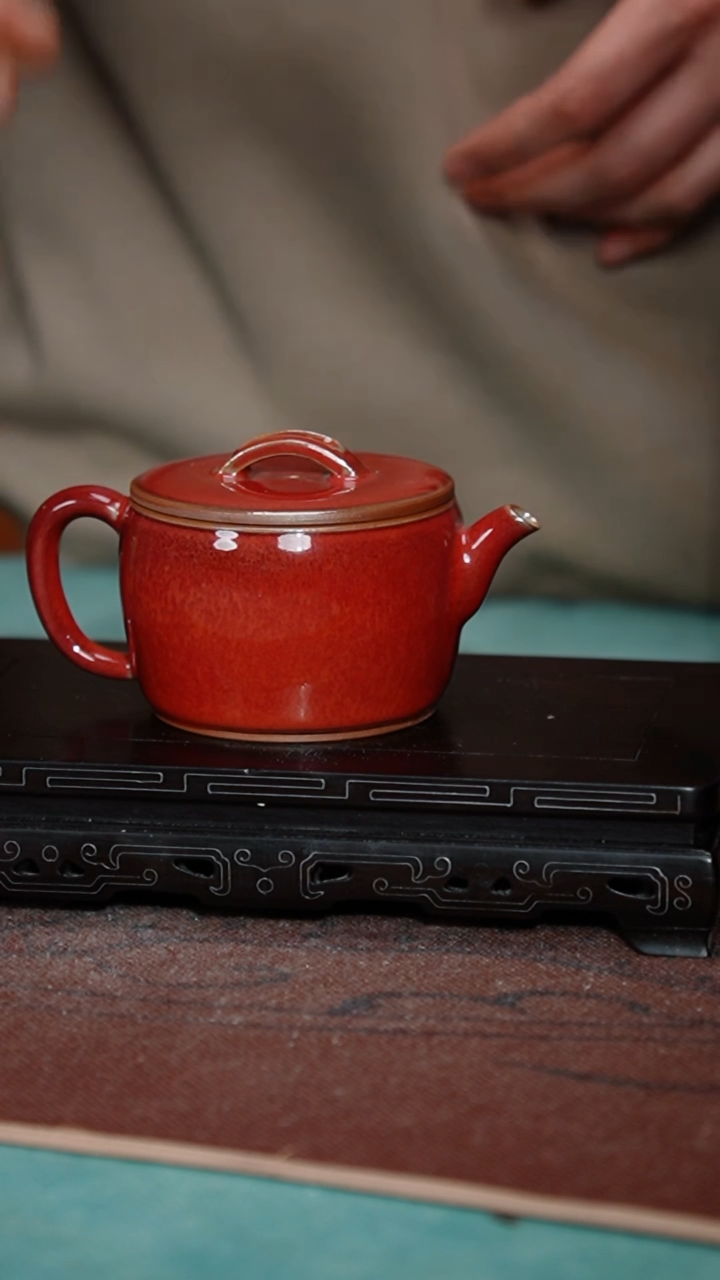 【闪购商品】212-1大盖汉瓦壶（星航手制）