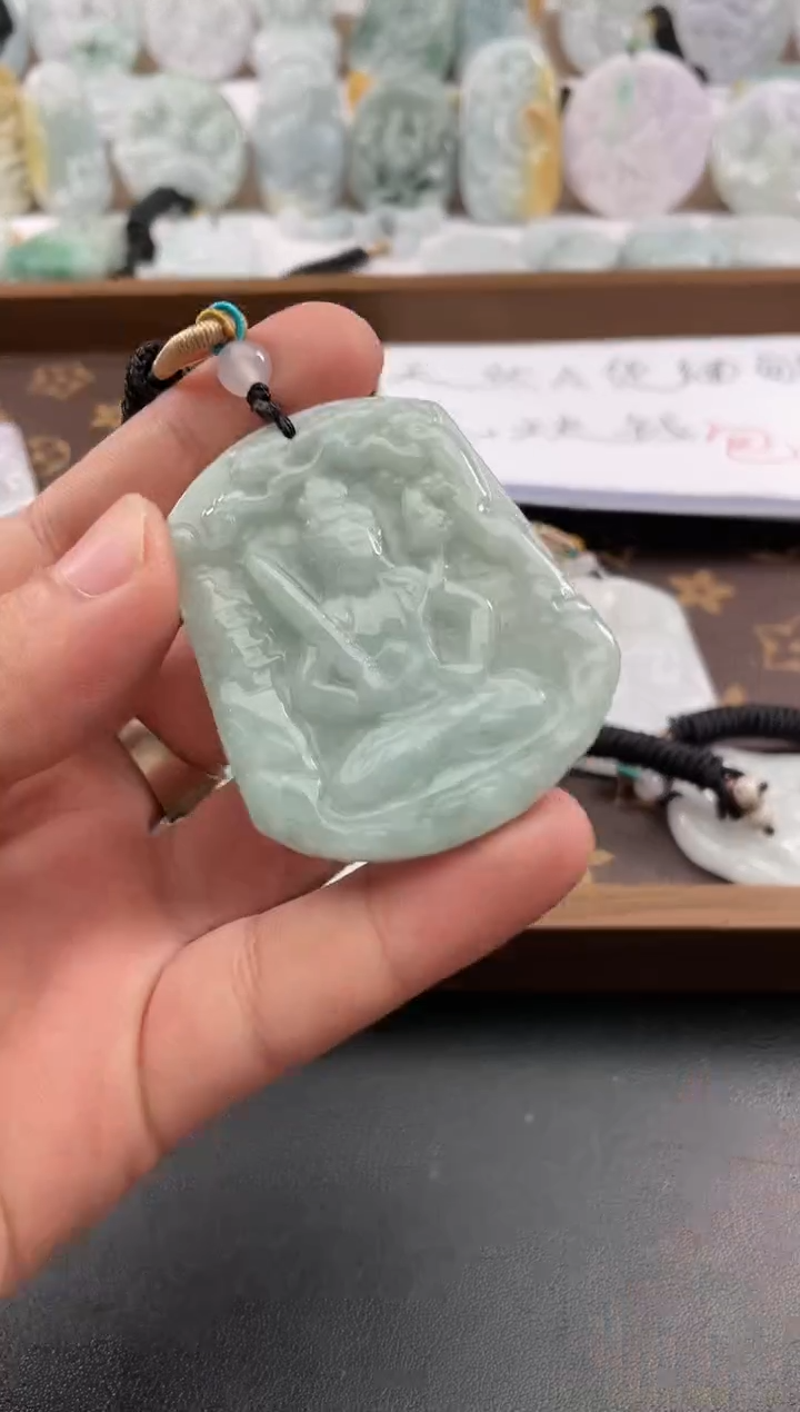 颈饰未镶嵌翡翠25/12/26/.60