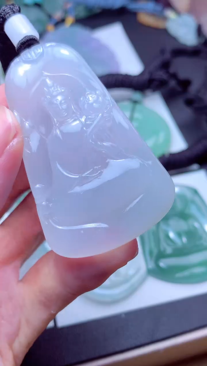 颈饰未镶嵌翡翠天然A货翡翠