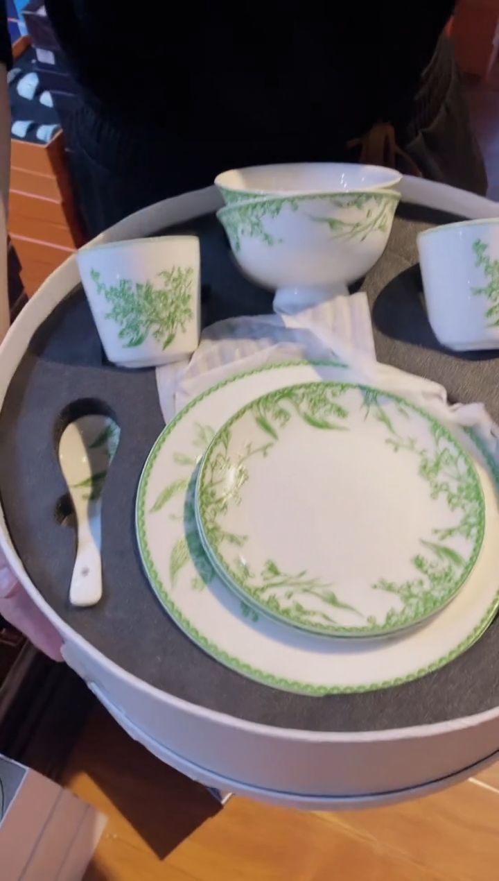 【闪购商品】杯鸿辉家品牌瓷器，京东包邮！