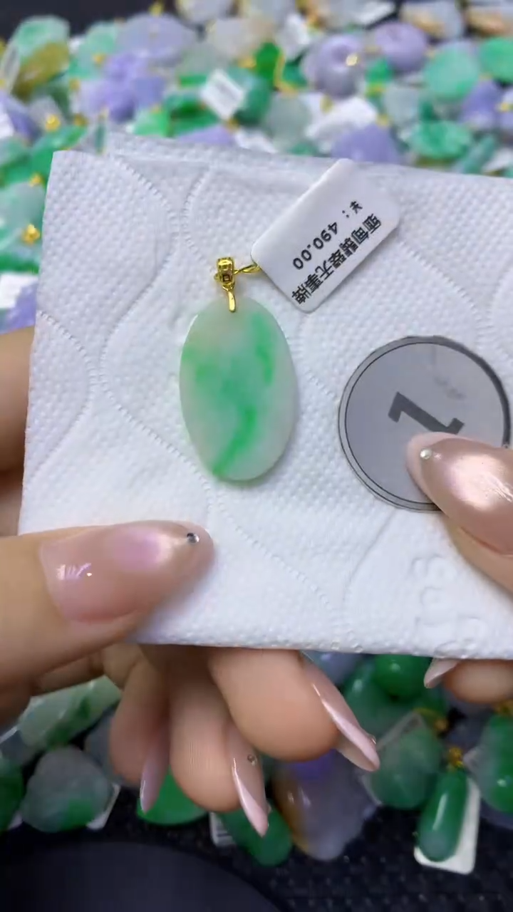 颈饰未镶嵌翡翠天然缅甸翡翠A货