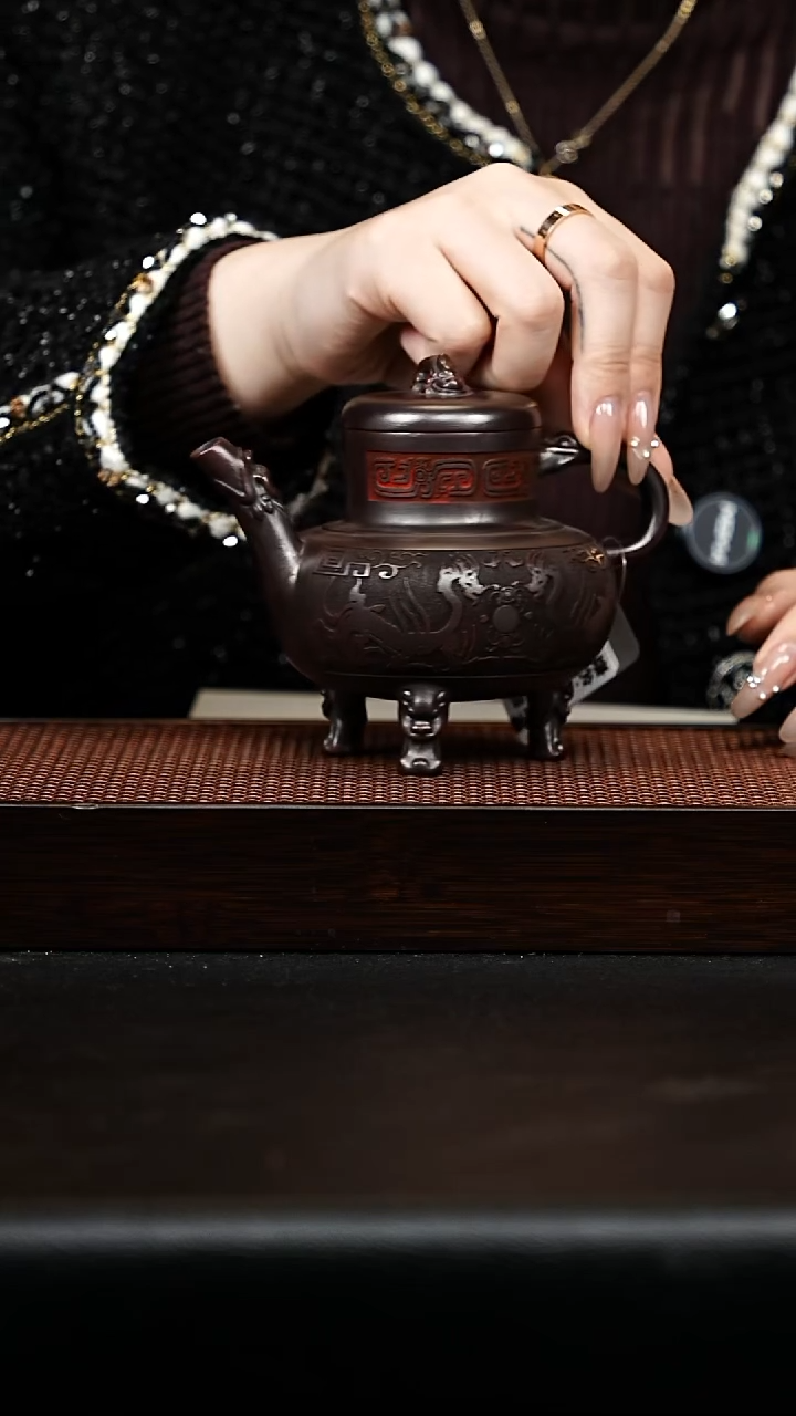 紫砂茶宠三足炉鼎
