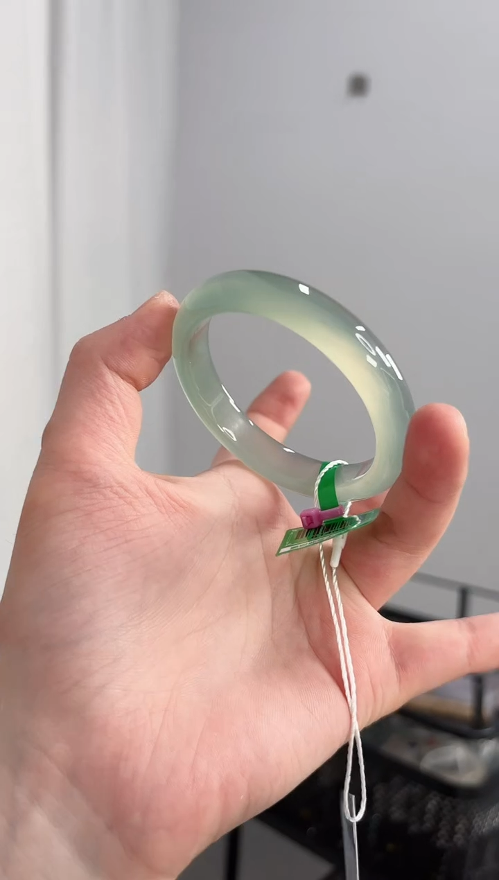 【闪购商品】玛瑙/玉髓手镯未镶嵌55圈