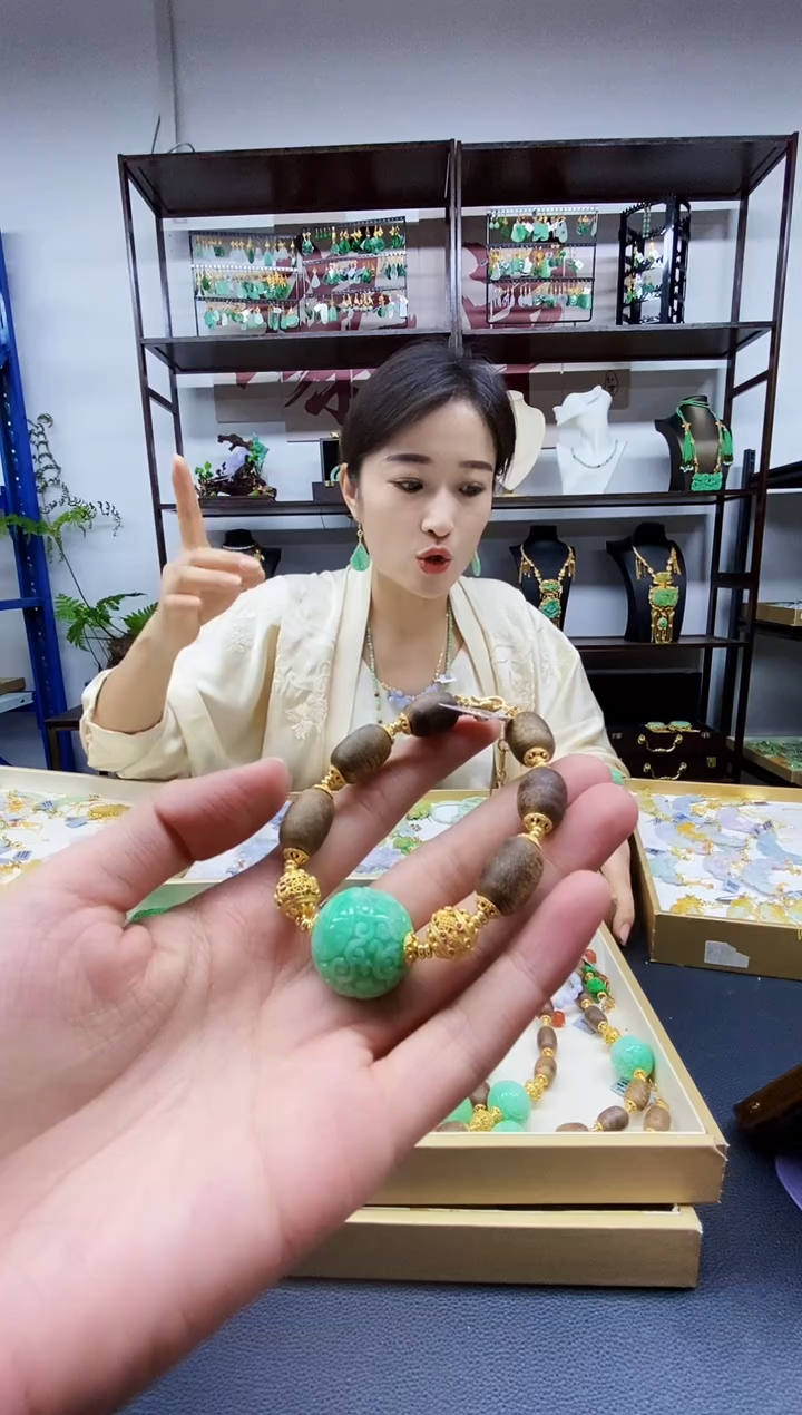 颈饰未镶嵌翡翠翡翠手链