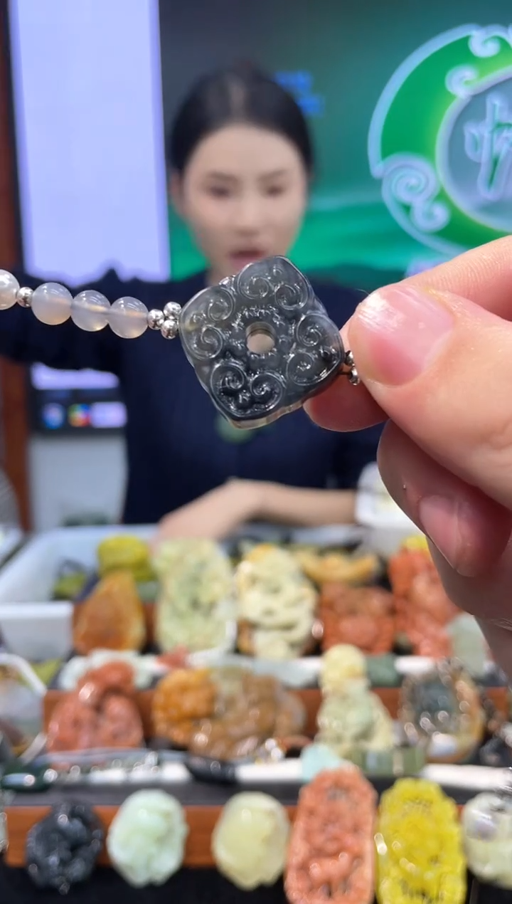 【闪购商品】岫玉手链银S925镶嵌·