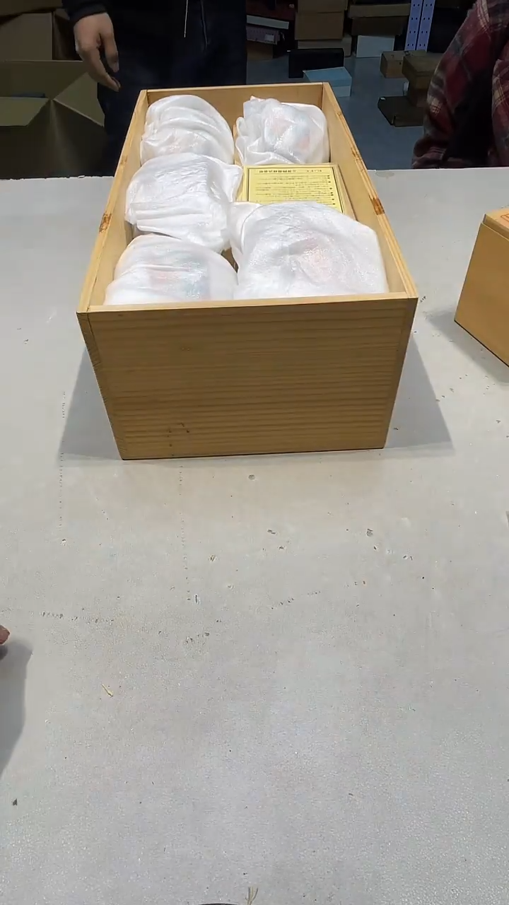 手工艺品琉璃茜*8888888