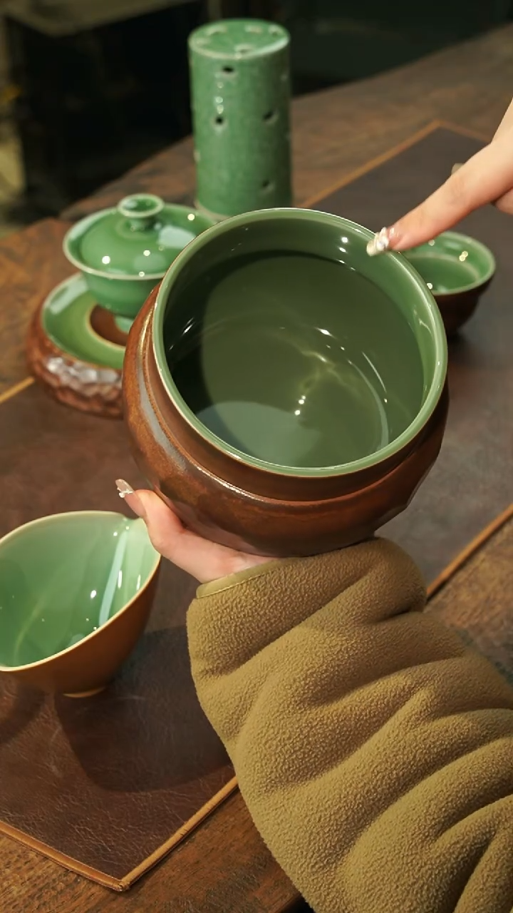 【闪购商品】瓷片王玮 锤纹系列 建水