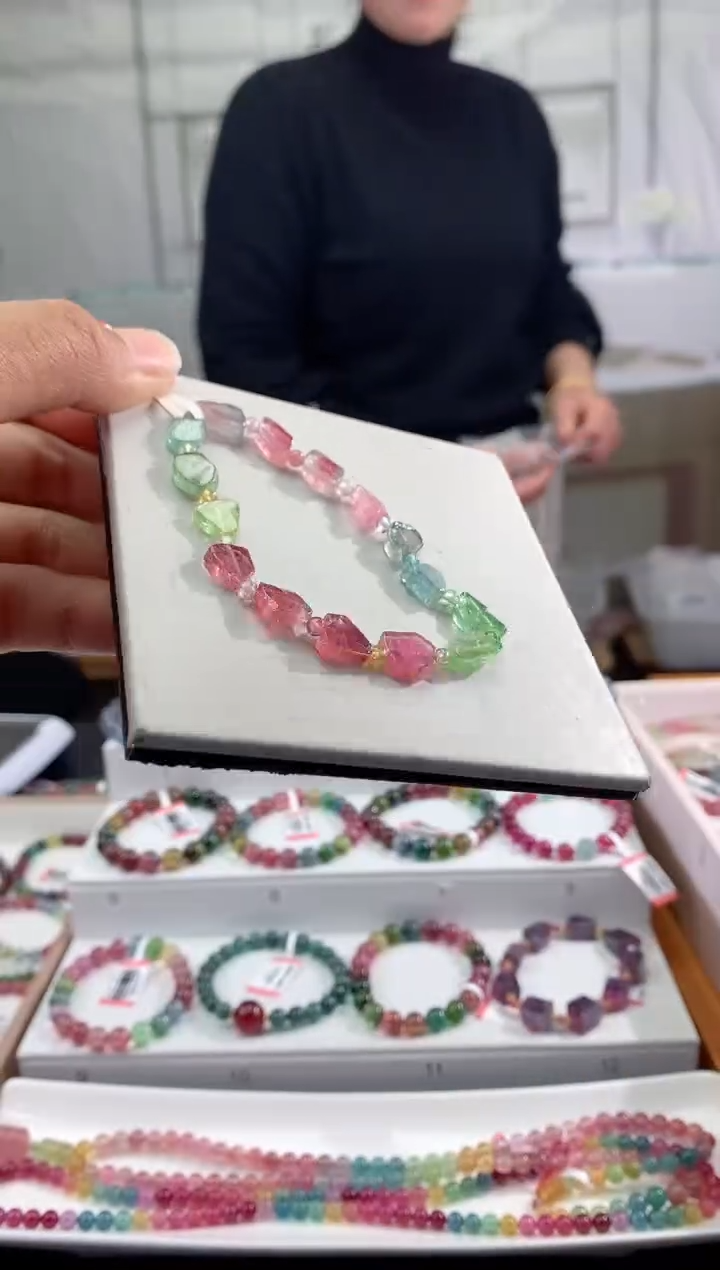 【闪购商品】碧玺手串未镶嵌多样性发一条