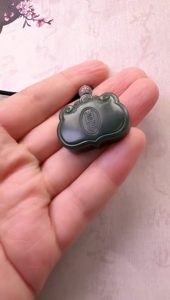 【闪购商品】和田玉吊坠未镶嵌吊坠