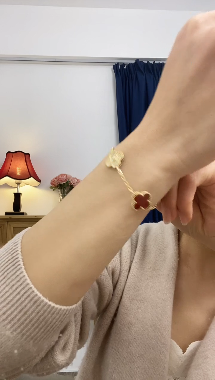 【闪购商品】钻石手链18K金镶嵌手链