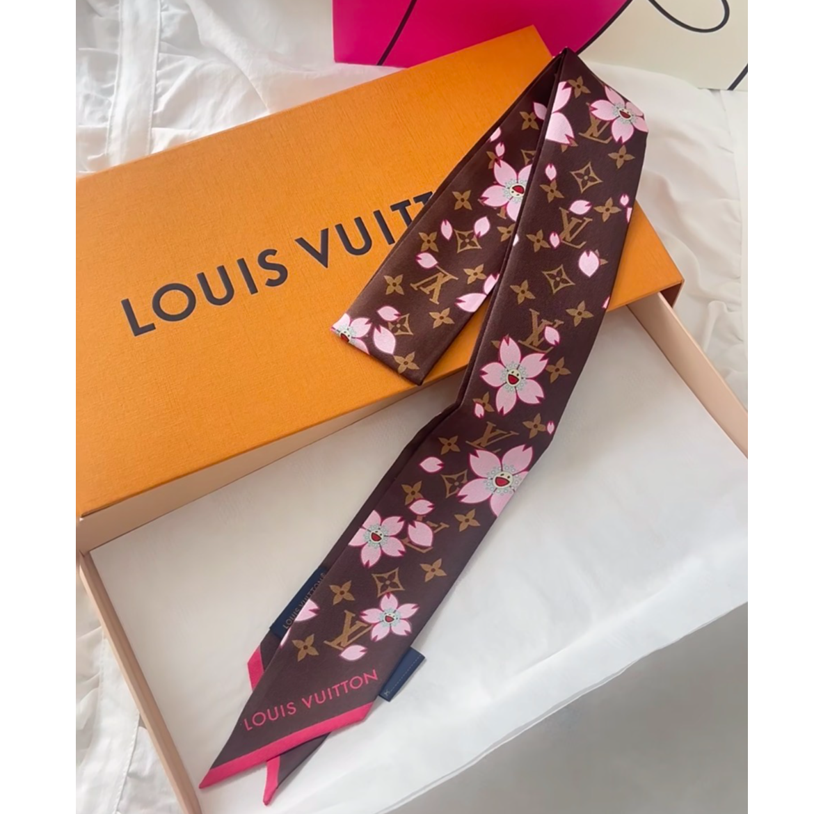 未使用 LouisVuitton/路易威登 花花特价CHERRYBLOSSOMBB 束发带