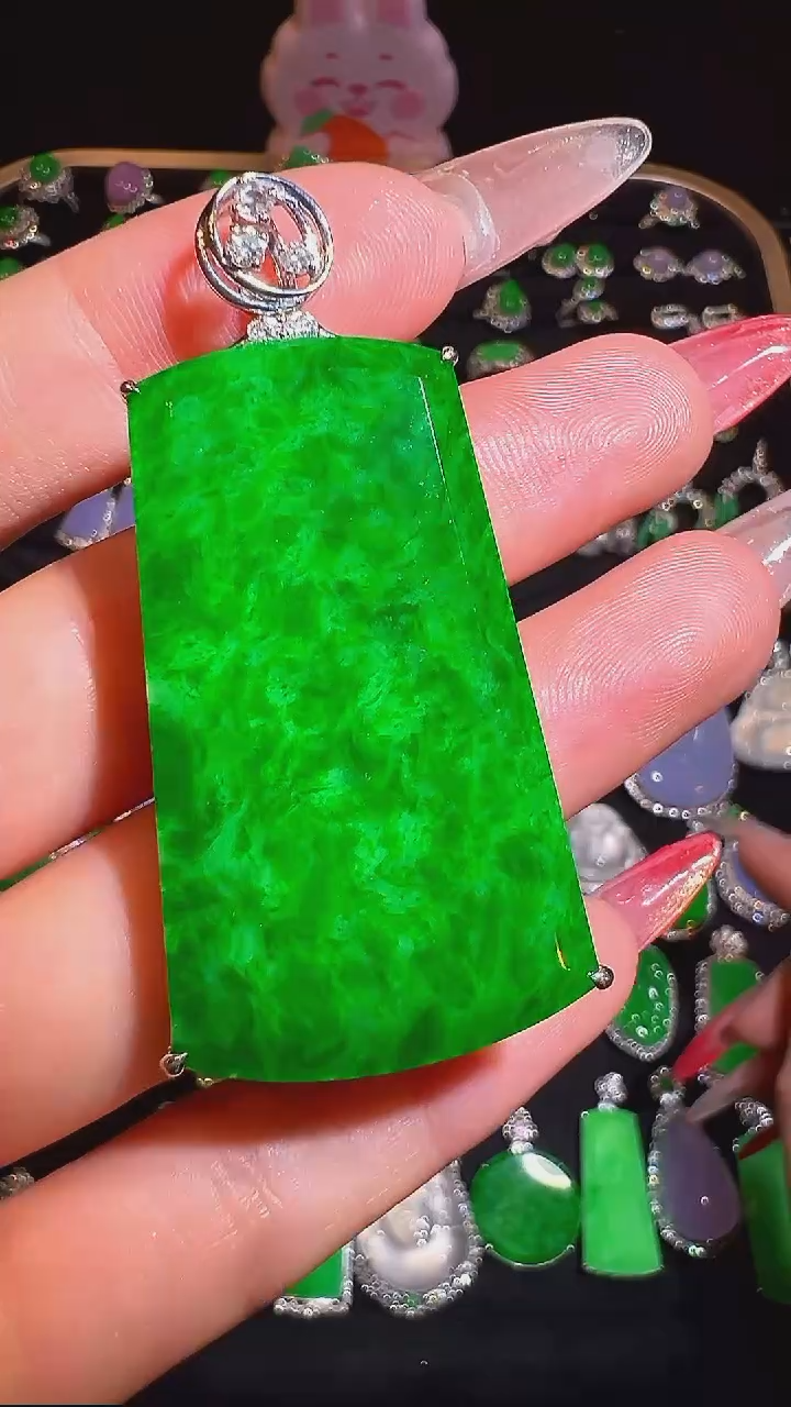 吊坠(不含链)18K金镶嵌翡翠吊坠