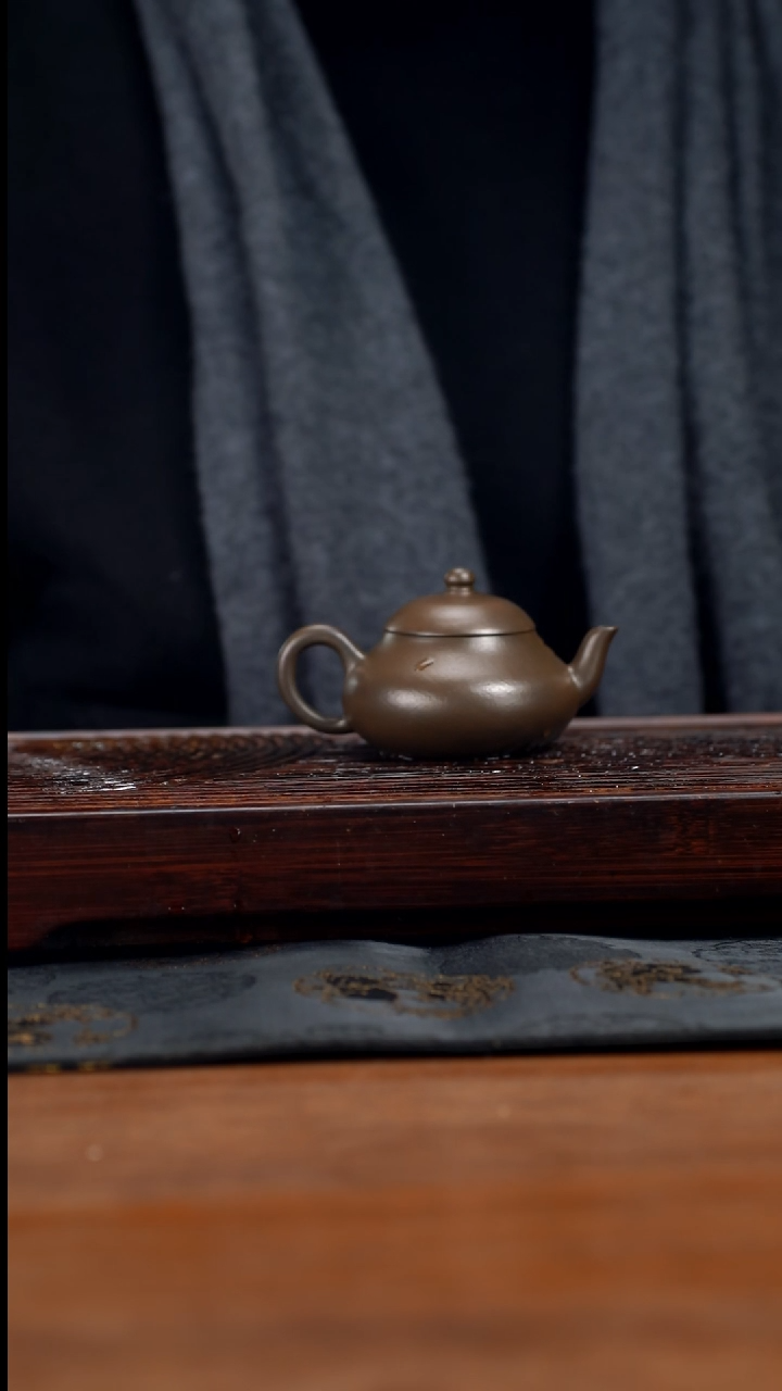 【闪购商品】紫砂茶壶100cc黄龙山原矿朱泥还原烧梨形32