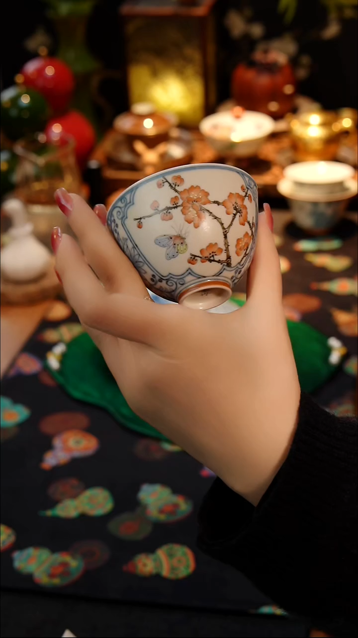 茶器青花斗彩主人杯一个
