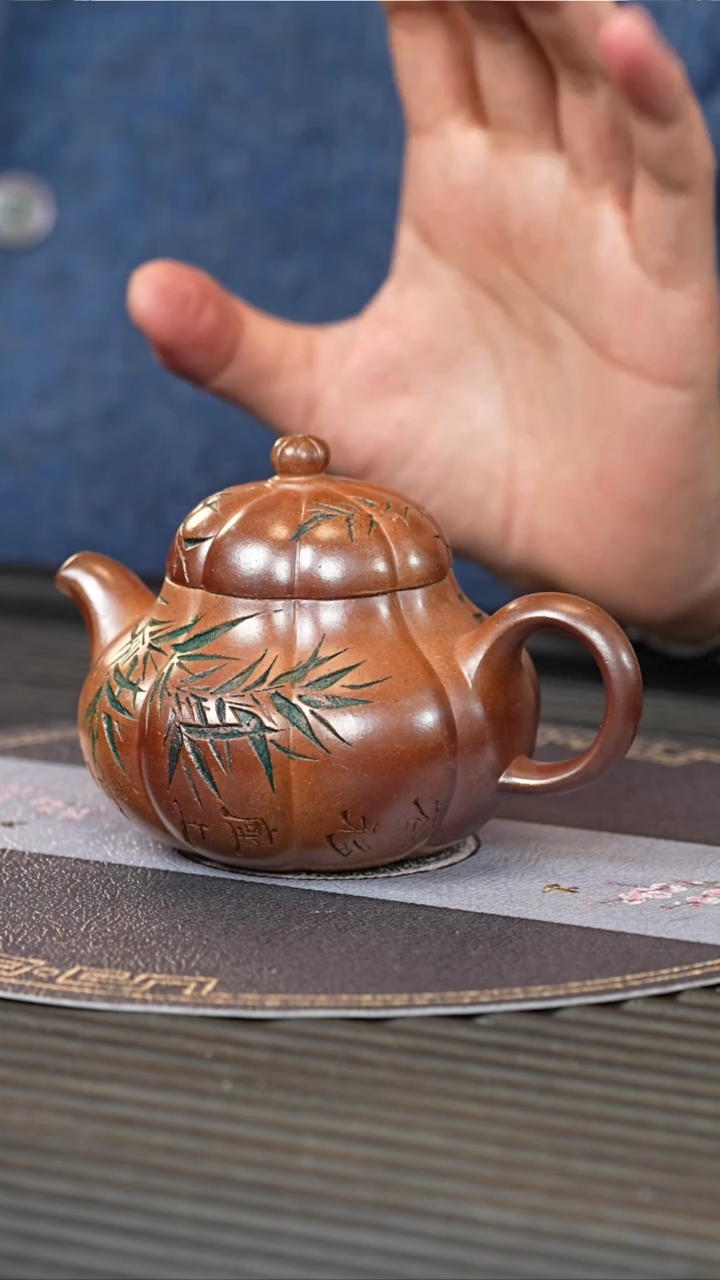 【闪购商品】紫砂茶壶RJT 柴烧 筋纹合欢 200cc