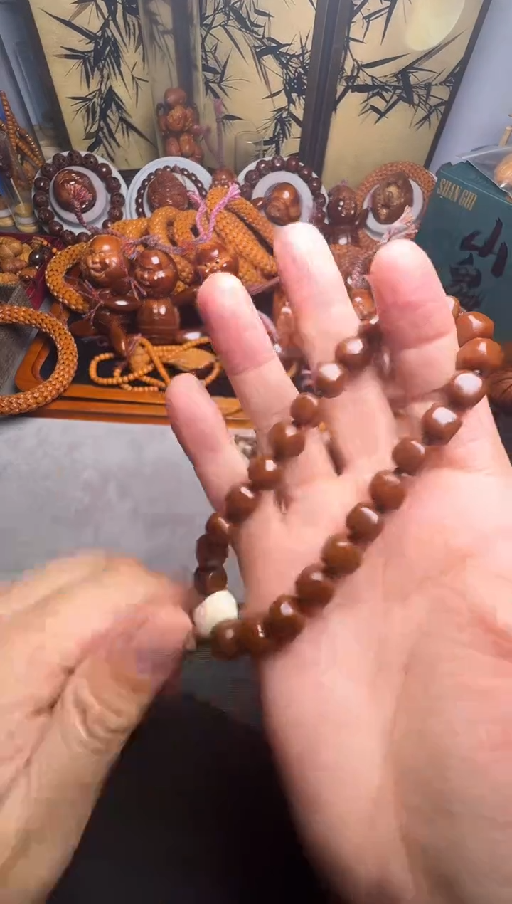 手串橄榄核猴头方糖