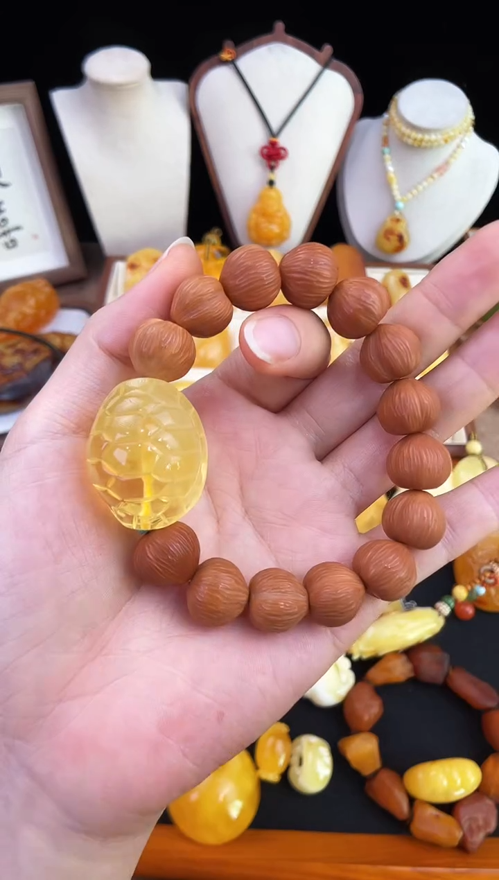 琥珀未镶嵌珠宝奇石柒月