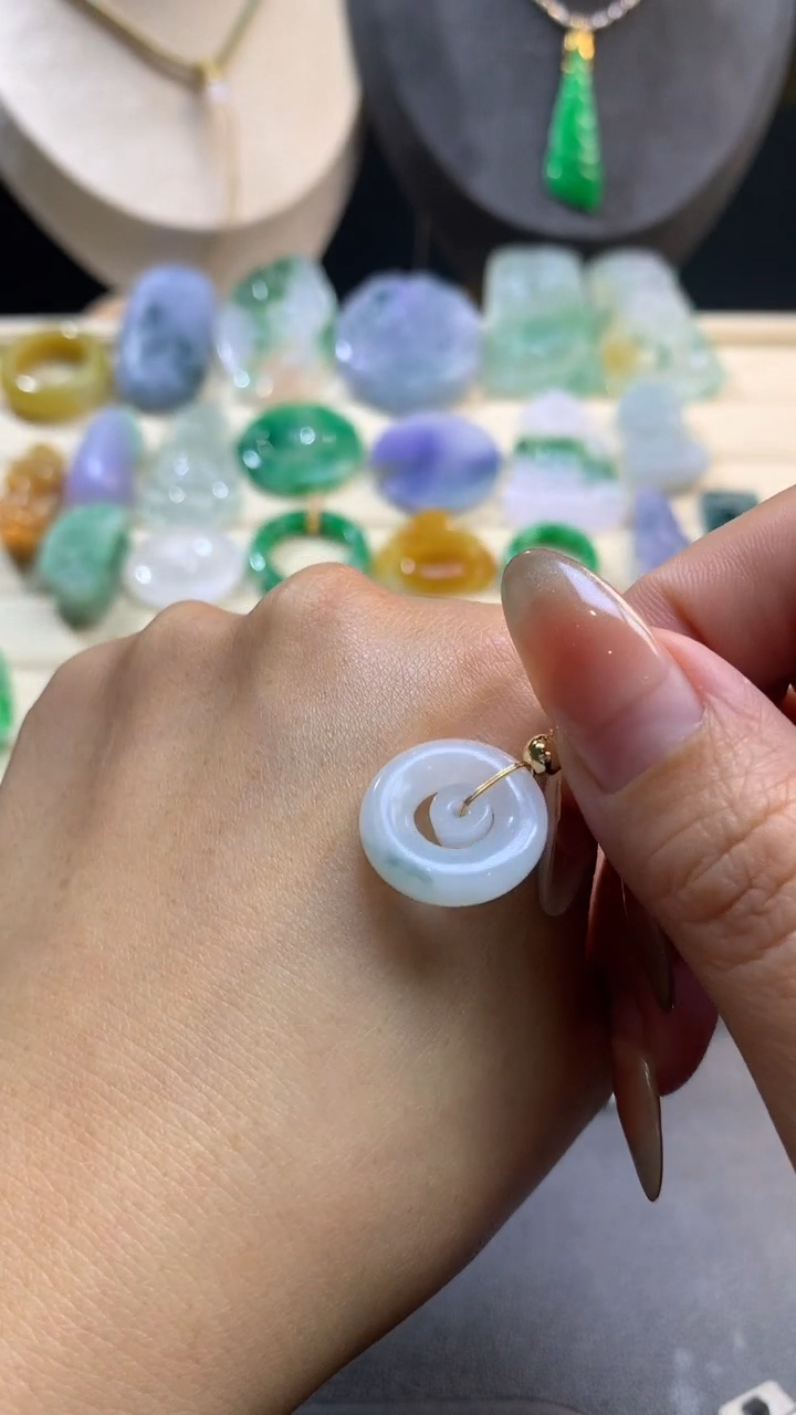 【闪购商品】翡翠颈饰合金翡翠