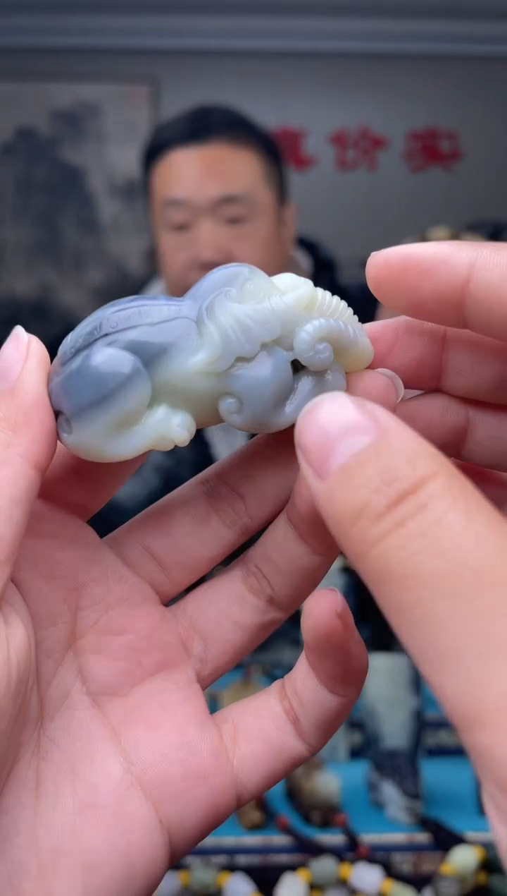 未镶嵌和田玉挂件1