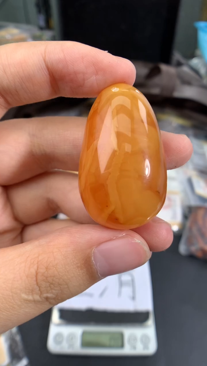 蜜蜡未镶嵌珠宝奇石1