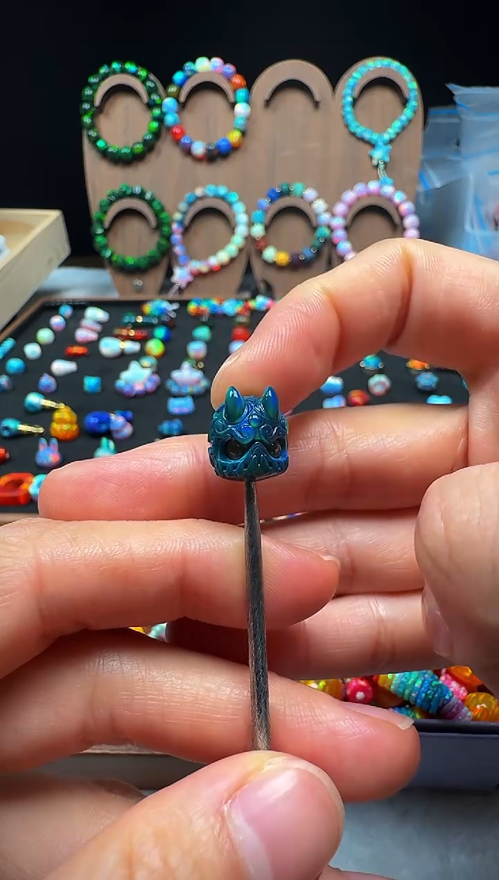 裸石合成欧泊森林绿阿呆单颗