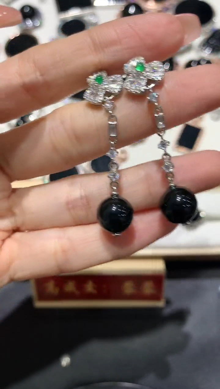 【闪购商品】翡翠吊坠(不含链)银S925镶嵌92多人多样性随机发货1件