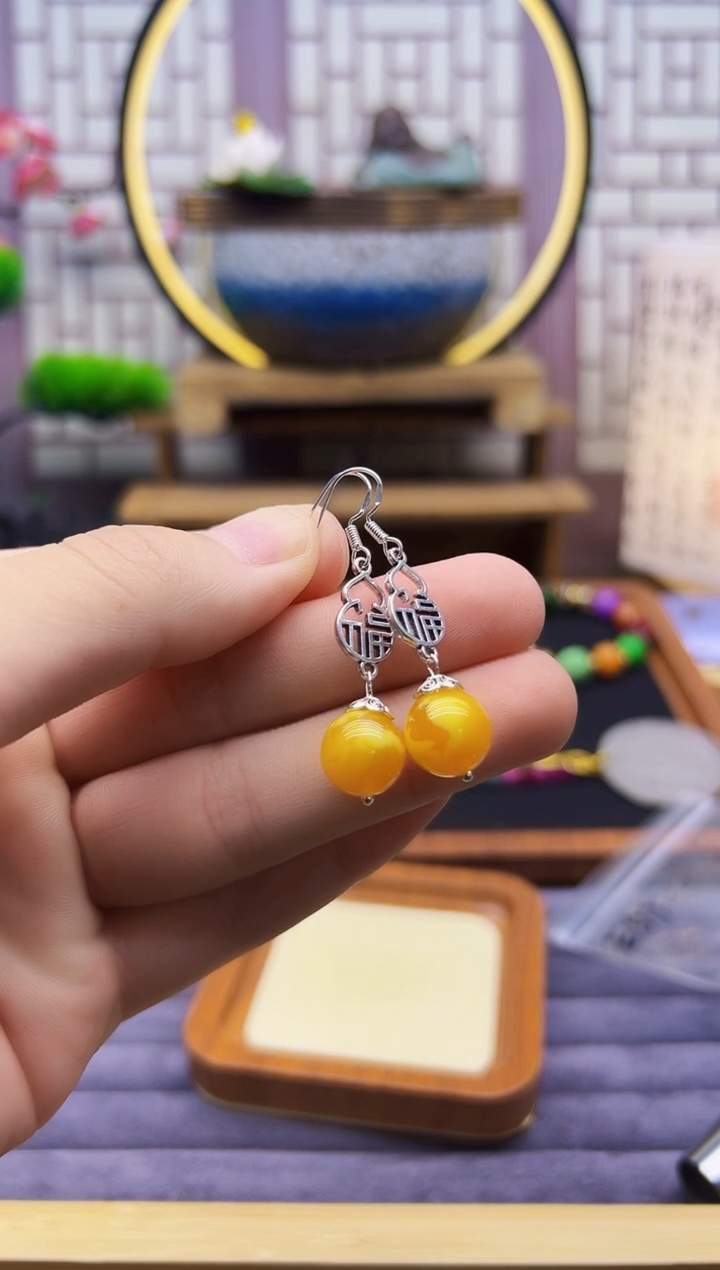 银S925镶嵌蜜蜡耳饰E57