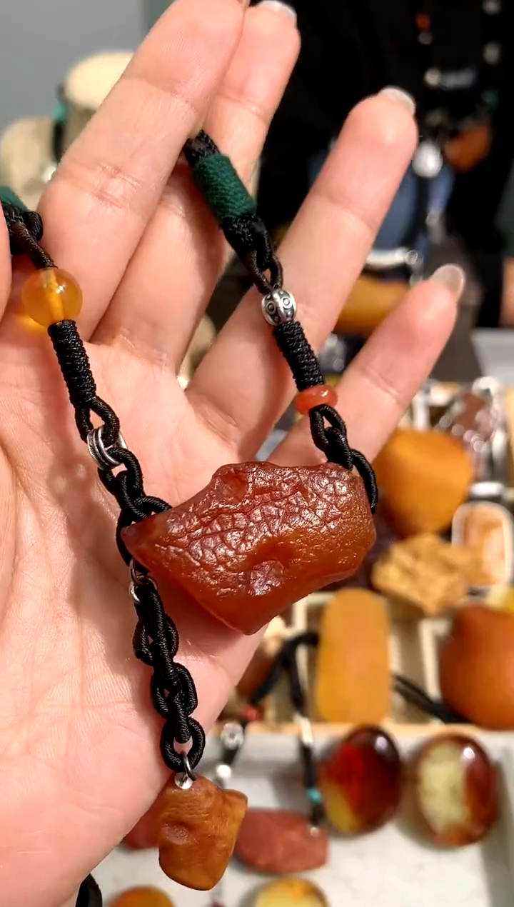 【闪购商品】蜜蜡裸石未镶嵌似玉