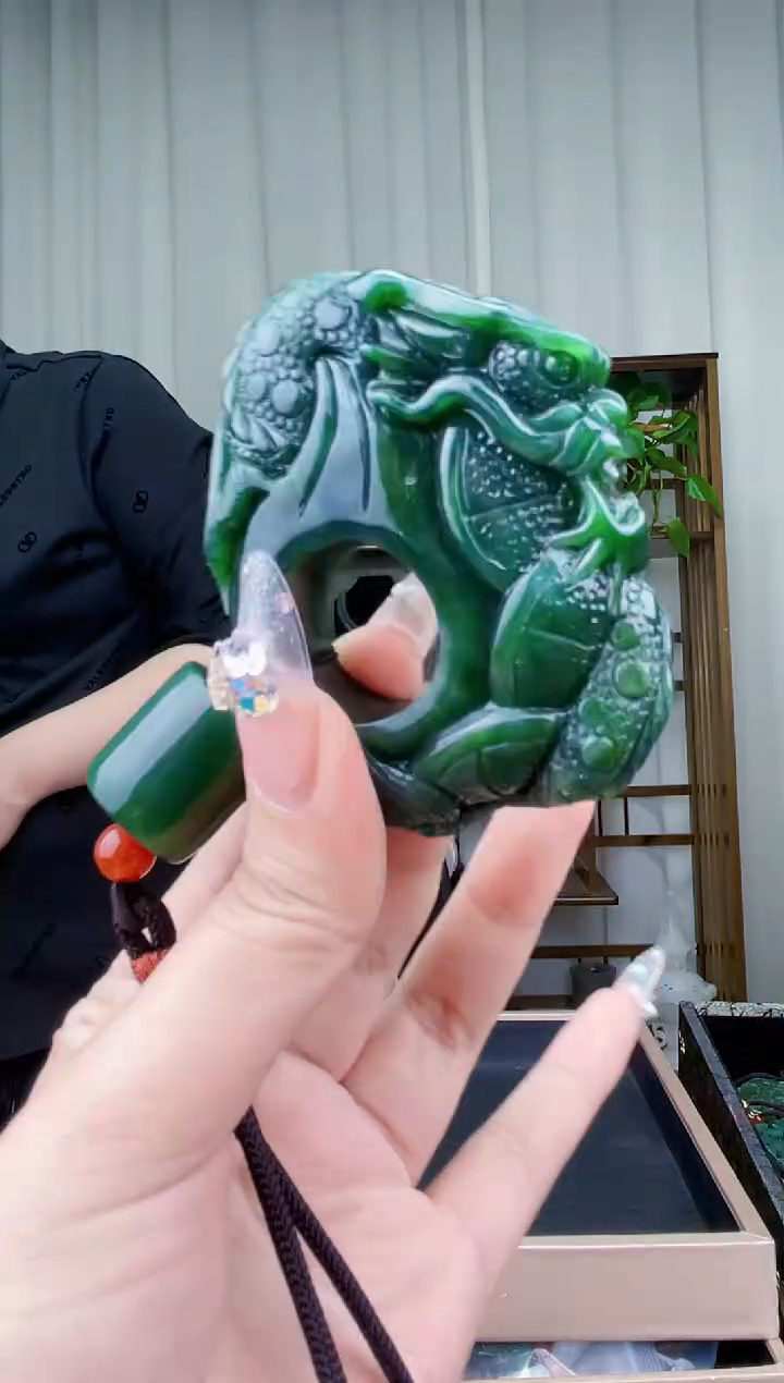 【闪购商品】和田玉挂件未镶嵌拍一发一，多样性发货！