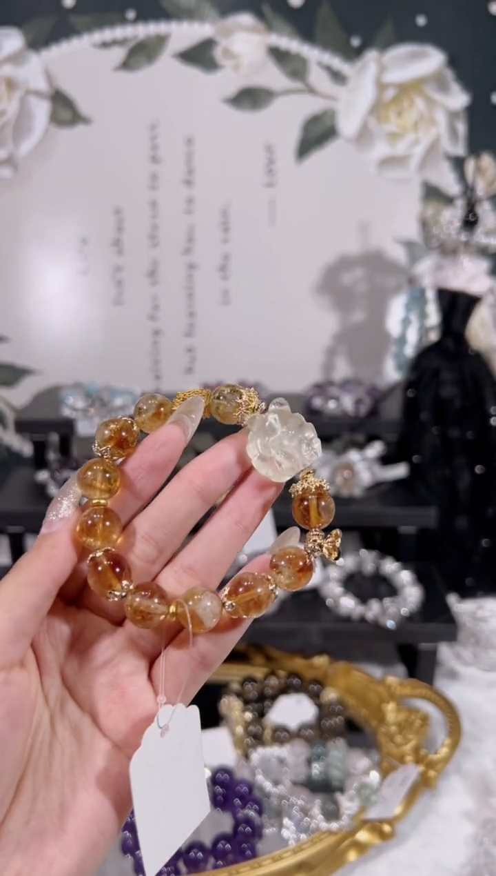 【闪购商品】水晶手链未镶嵌天然水晶默认微瑕 多样性发货发其一