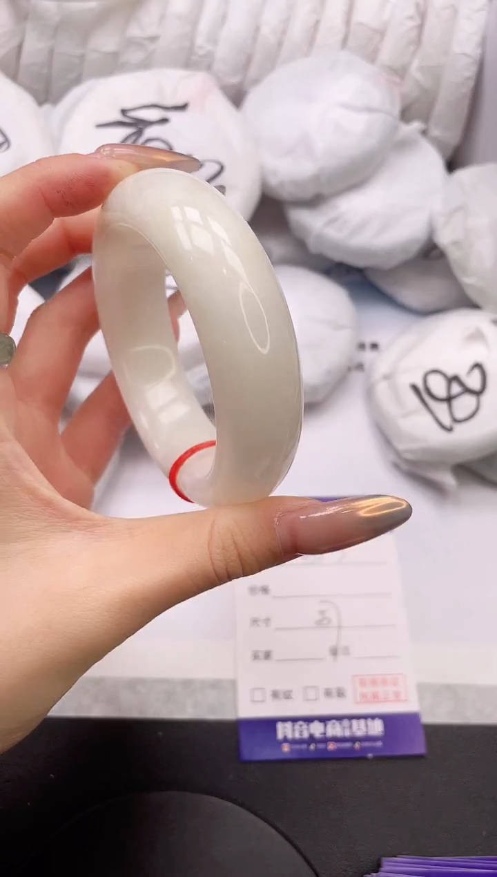 【闪购商品】和田玉手镯未镶嵌13K313-57