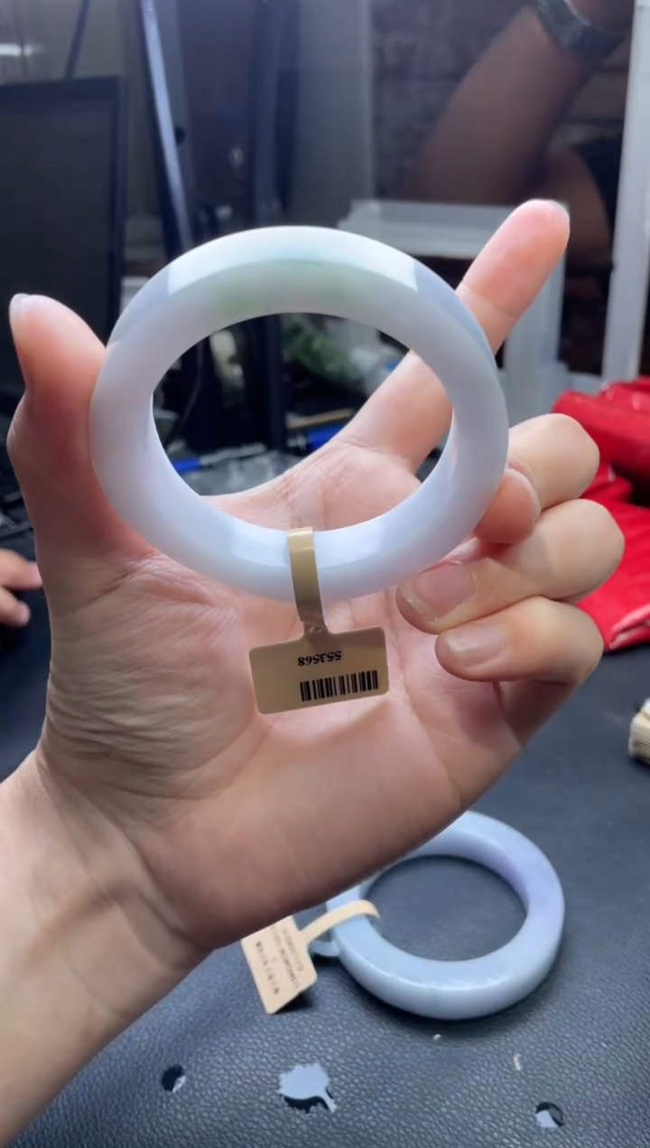 【闪购商品】定制翡翠手镯未镶嵌发一件/DDI00980