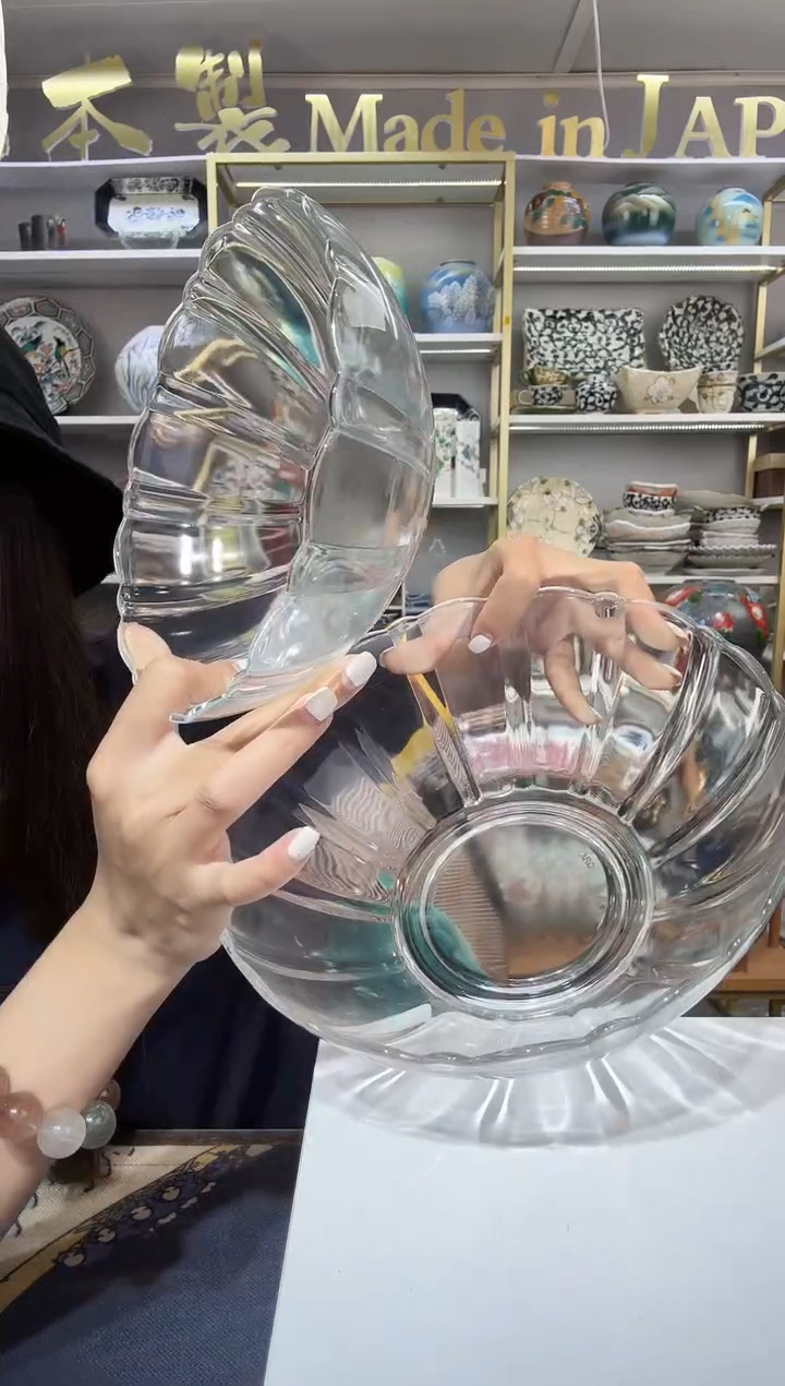 陶瓷18厘米钵一只+23厘米钵一只