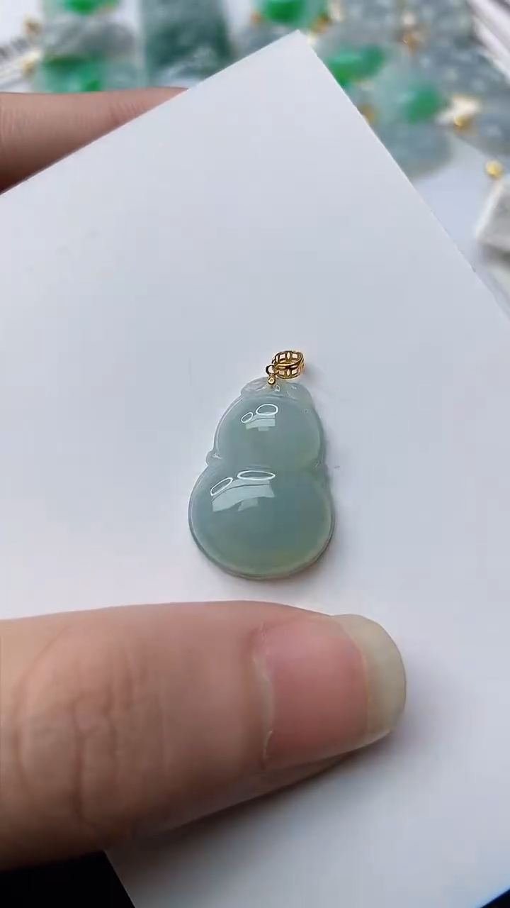 【闪购商品】翡翠颈饰18K金镶嵌96............