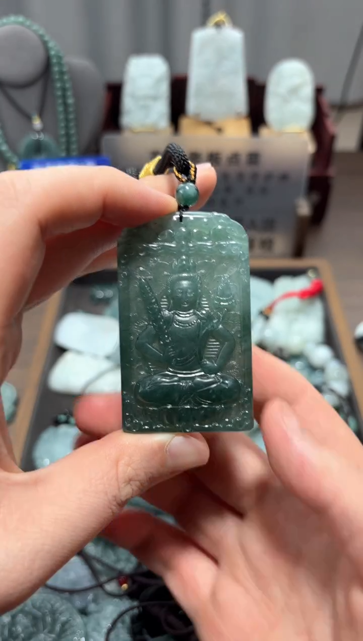 【闪购商品】翡翠未镶嵌颈饰翡翠 未镶嵌 颈饰