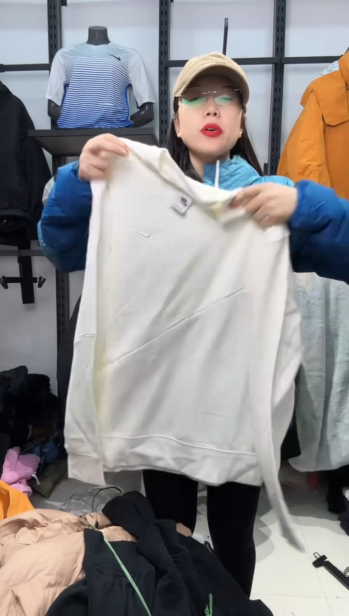 2463编码  瑕疵直播间过款为准 尺码