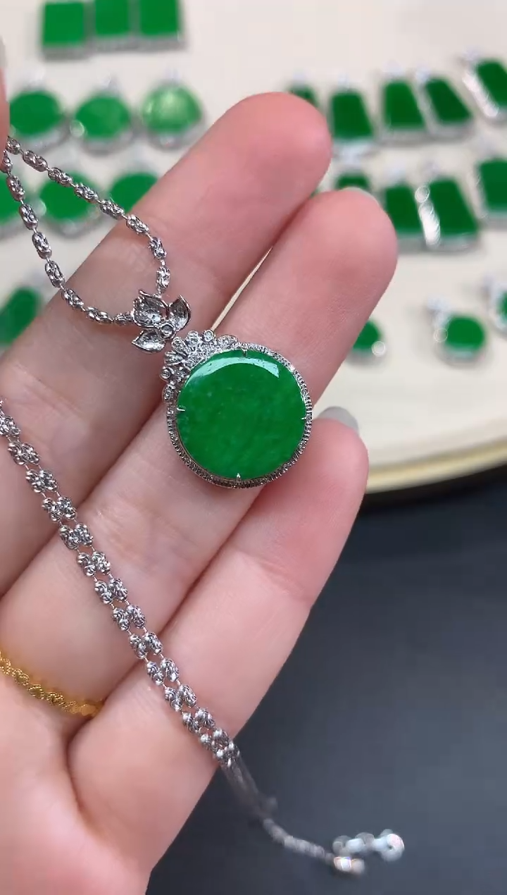 翡翠圆牌吊坠(不含链)-18K金-多样性发其一XY01|CXQ21