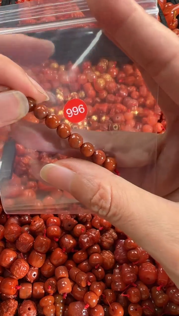 【闪购商品】南红玛瑙颈饰未镶嵌1